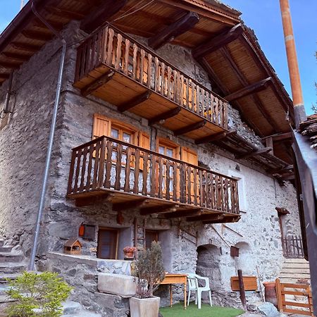 Casa Vacanze Nora Chamois Extérieur photo