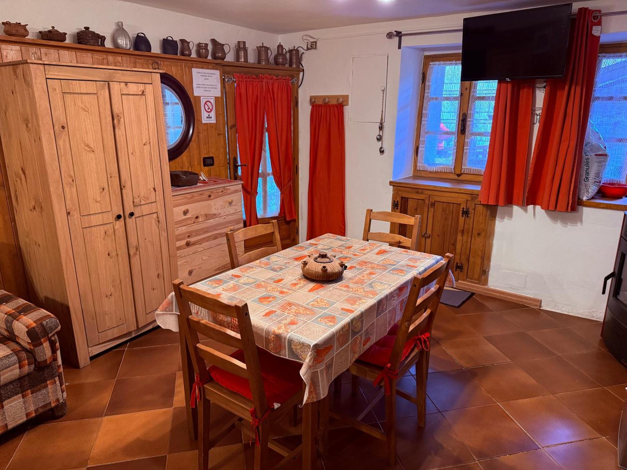 Casa Vacanze Nora Chamois Extérieur photo