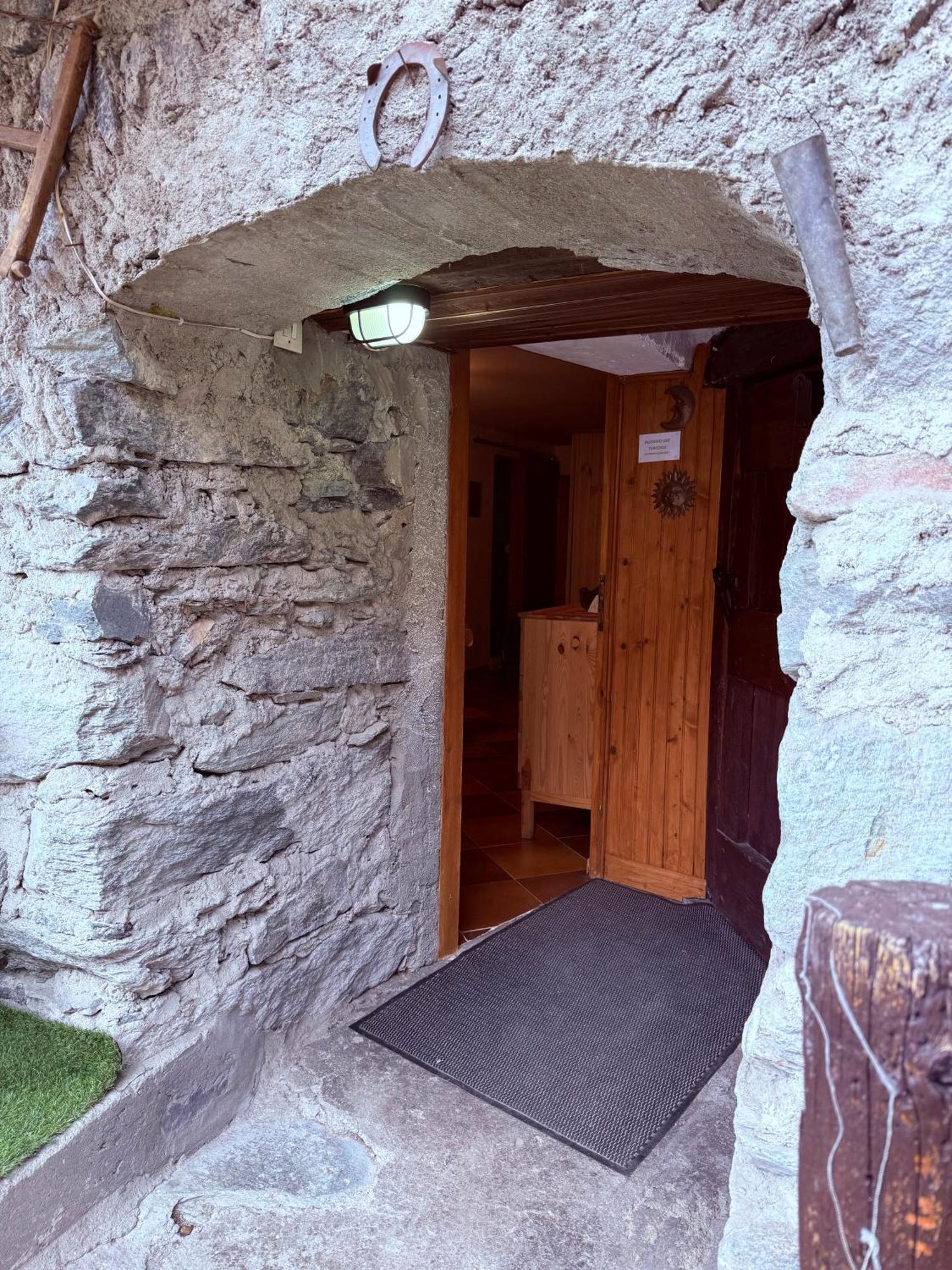 Casa Vacanze Nora Chamois Extérieur photo